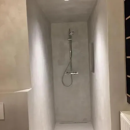 Vakantiehuis Spacious House With 6 Bedrooms In