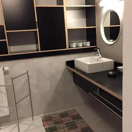 Spacious House With 6 Bedrooms In Vakantiehuis