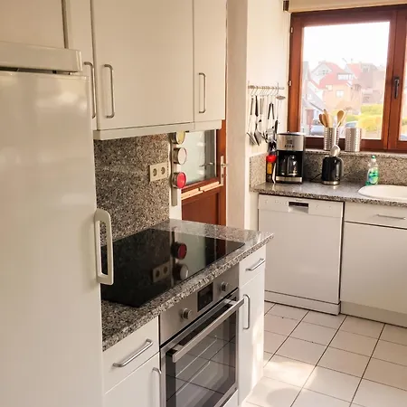 Spacious House With 6 Bedrooms In De Panne